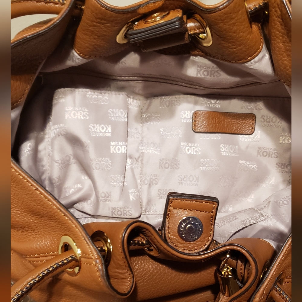 Michael kors handbag - Picture 3 of 7